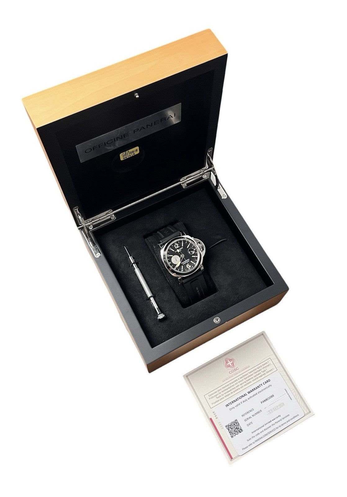 Panerai Luminor Black Dial Stainless Steel 44mm Automatic Men’s Watch PAM01088