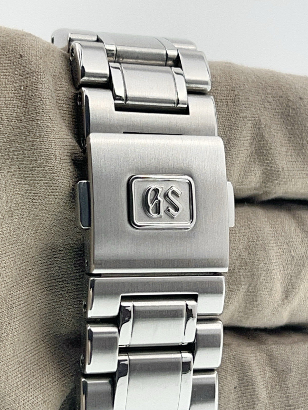 Grand Seiko Heritage 60th Anniversary Automatic Blue Dial 40mm SBGR321
