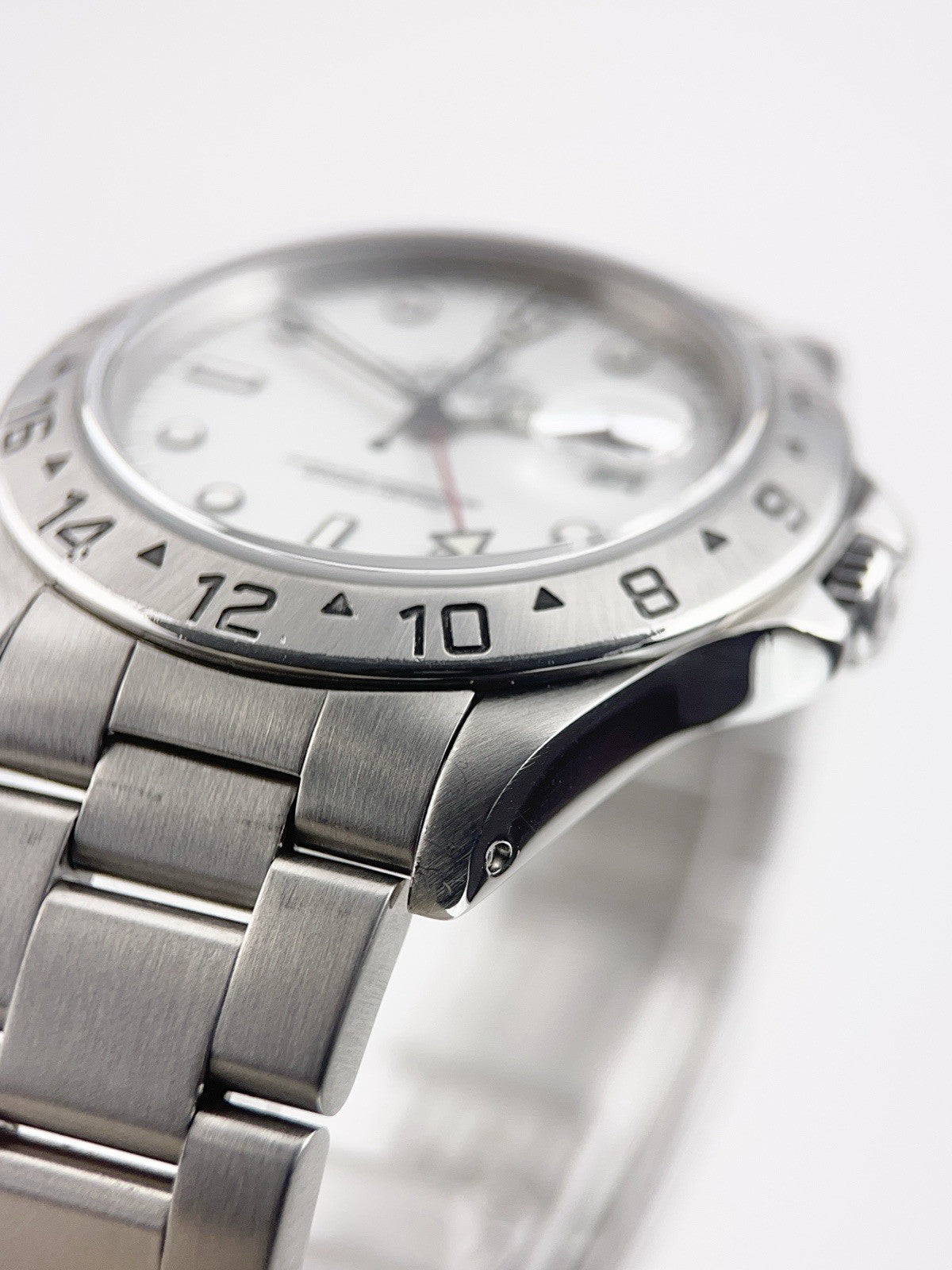Rolex Explorer II Stainless Steel White Dial 40mm Automatic Mens Watch 16570