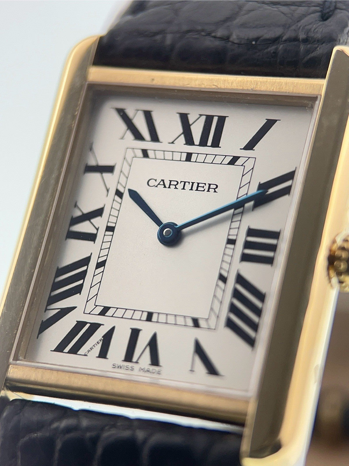 Cartier Tank Solo 18k Yellow Gold Silver Dial 27mm Quartz Men's Watch W1018855