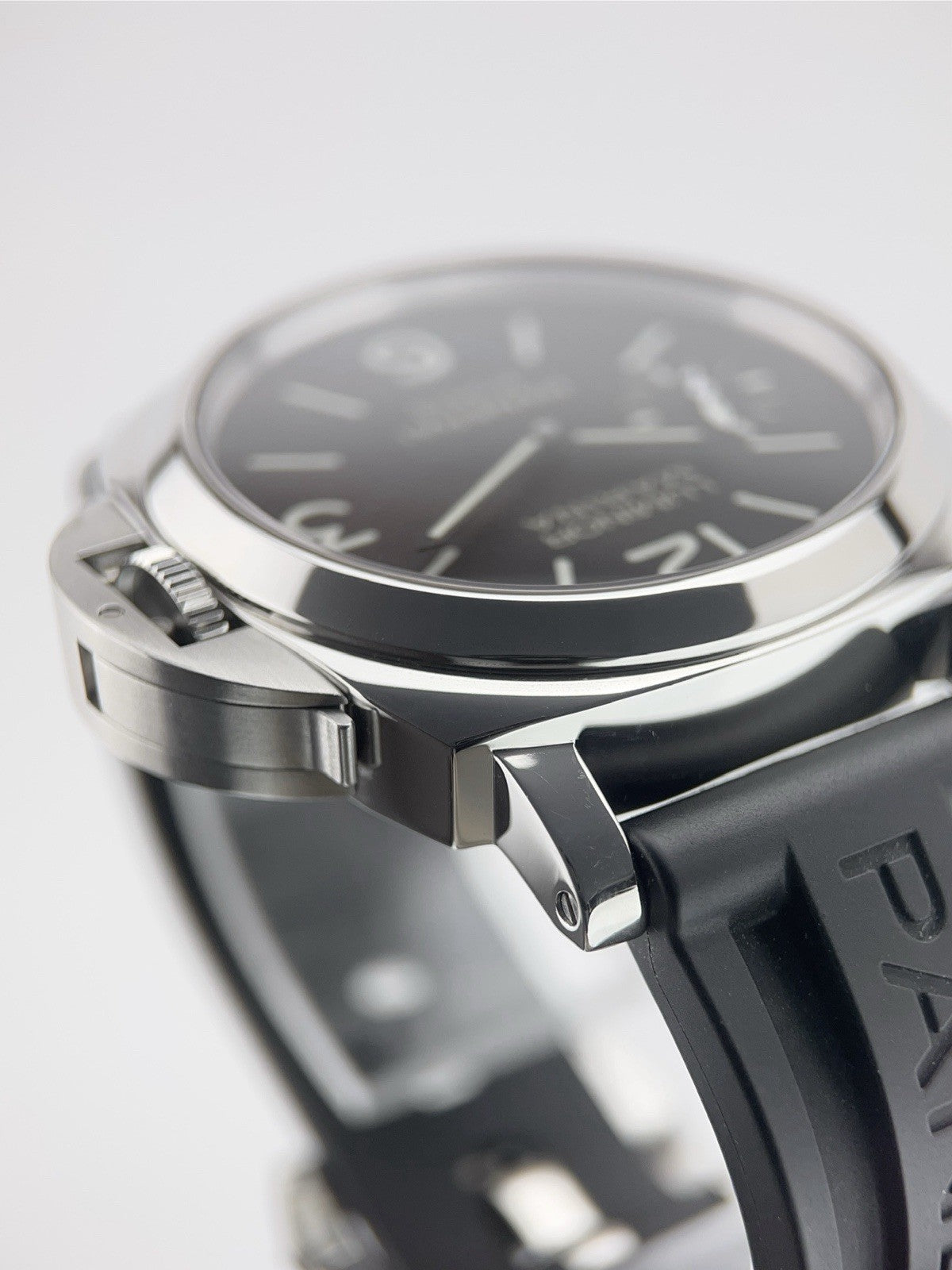 Panerai Luminor Stainless Steel Black Dial 44mm Manual Wind Men's Watch PAM00510