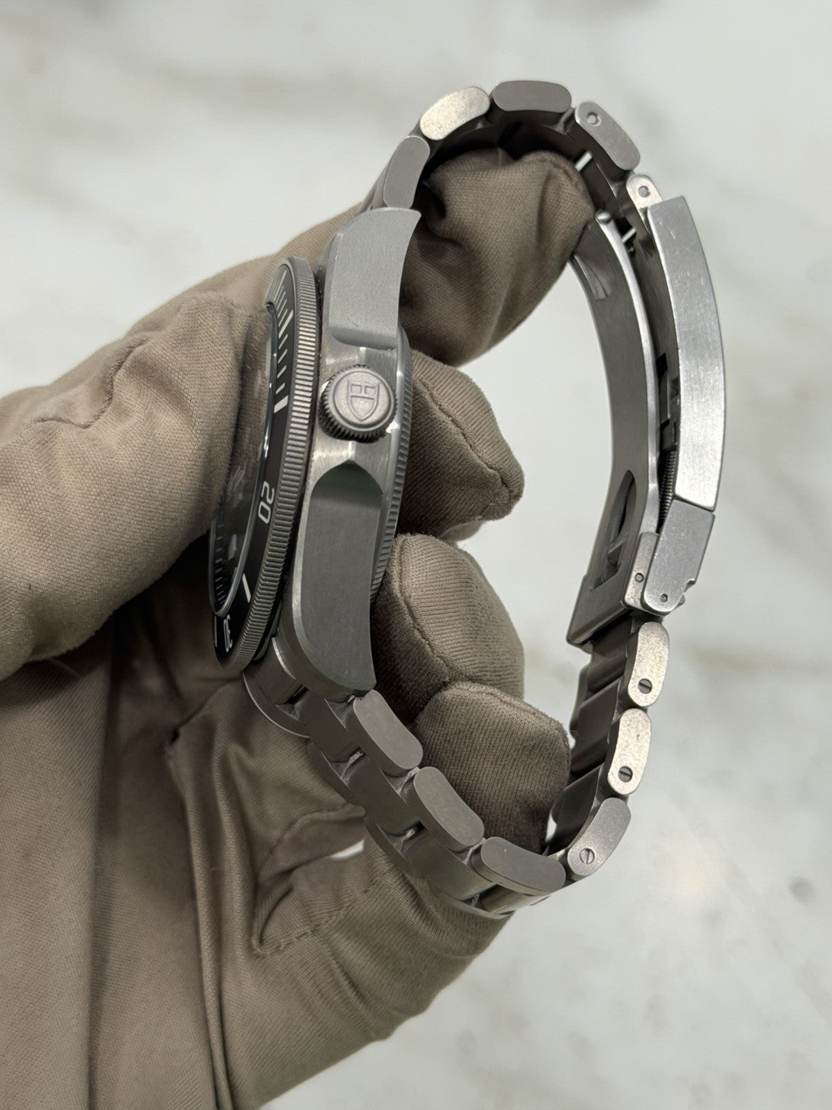 2020 Tudor Pelagos Date Black Dial Titanium Men's Watch 25600TN - Box & Papers