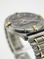 Breitling Aerospace Titanium Grey Dial 40mm Quartz Movement Mens Watch F56062