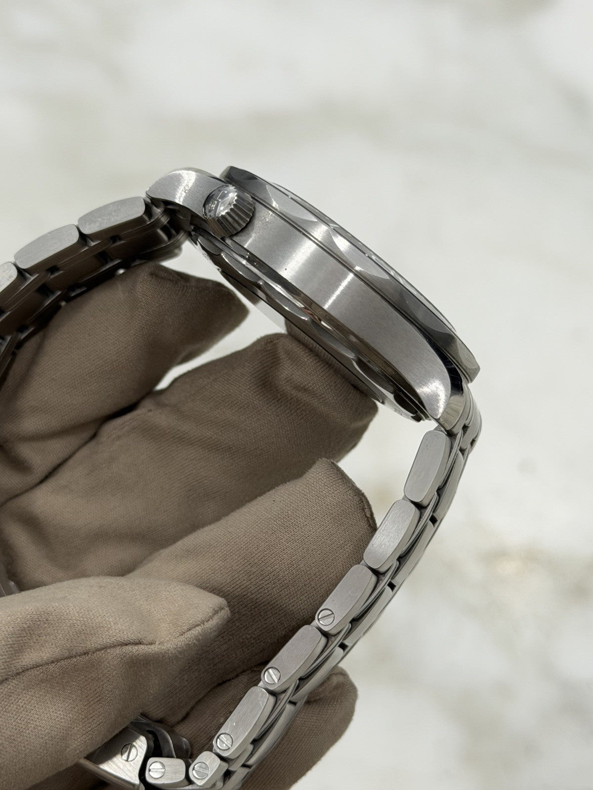 Omega Seamaster Steel White Dial 42mm Automatic Watch 210.30.42.20.04.001