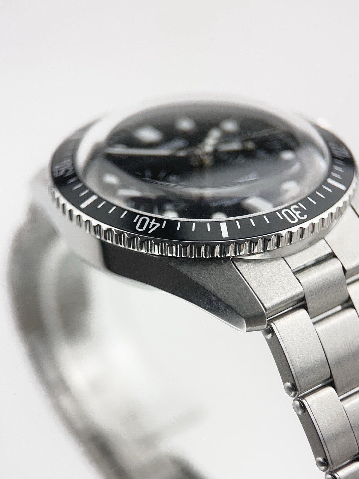 Oris Divers Sixty Five Stainless Steel Black Dial 40mm Automatic Mens Watch 7791