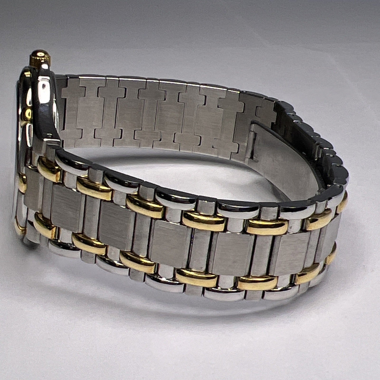 Concord Saratoga Chronometer COSC Automatic 15.D4.234 36mm Two Tone Date Watch