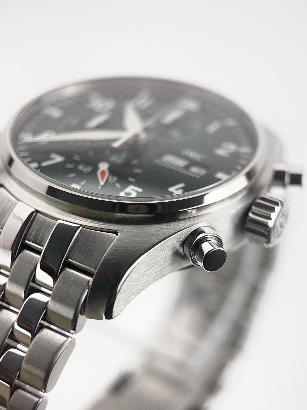 IWC Pilot Stainless Steel Green Dial 41mm Automatic Movement Men's Watch IW38804
