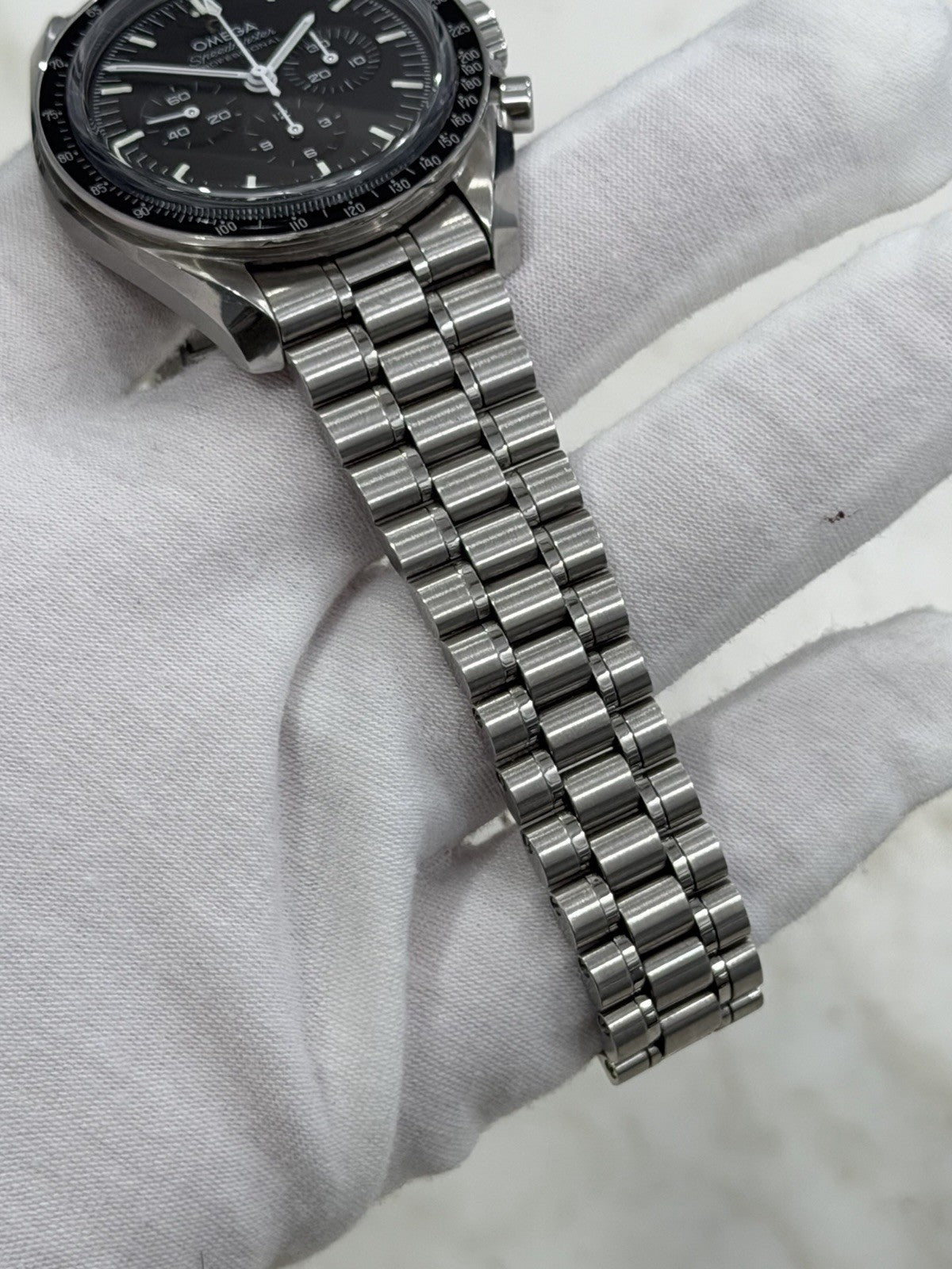 Omega Speedmaster Moonwatch 42mm Black Dial Sapphire 310.30.42.50.01.002
