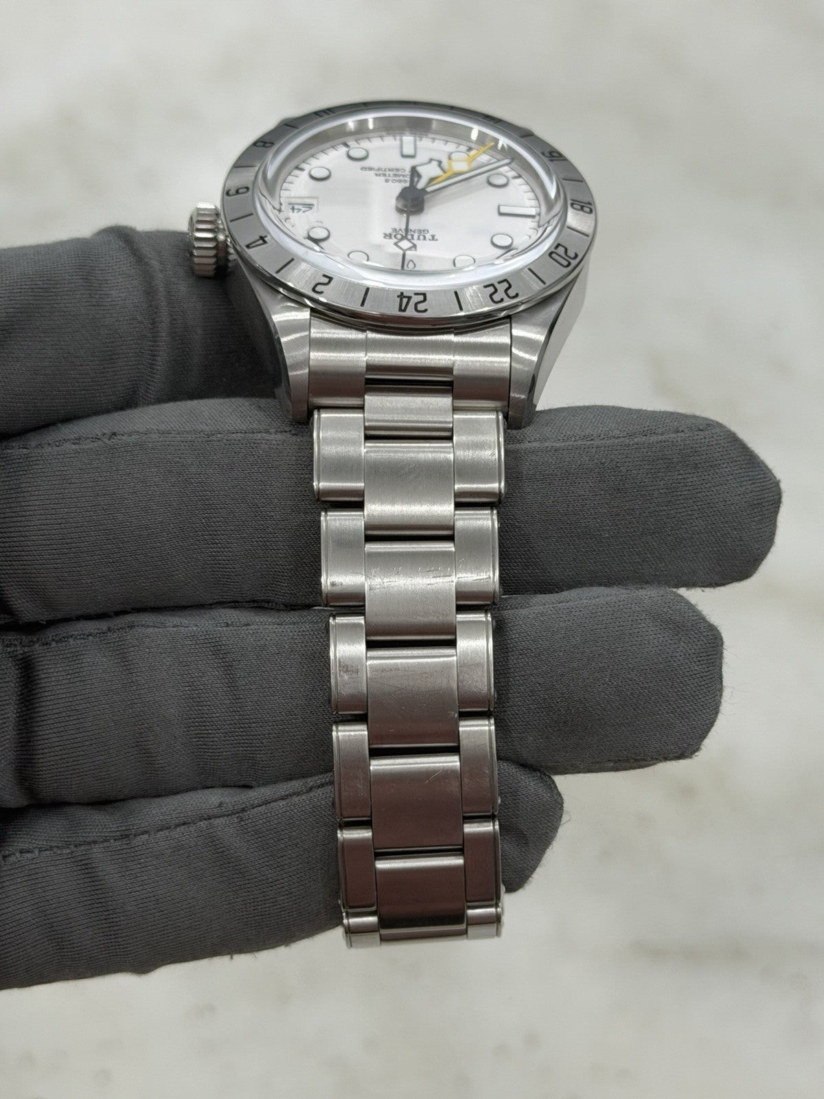 2025 Tudor Black Bay Pro White Dial Stainless Steel 39mm Mens Watch 79470