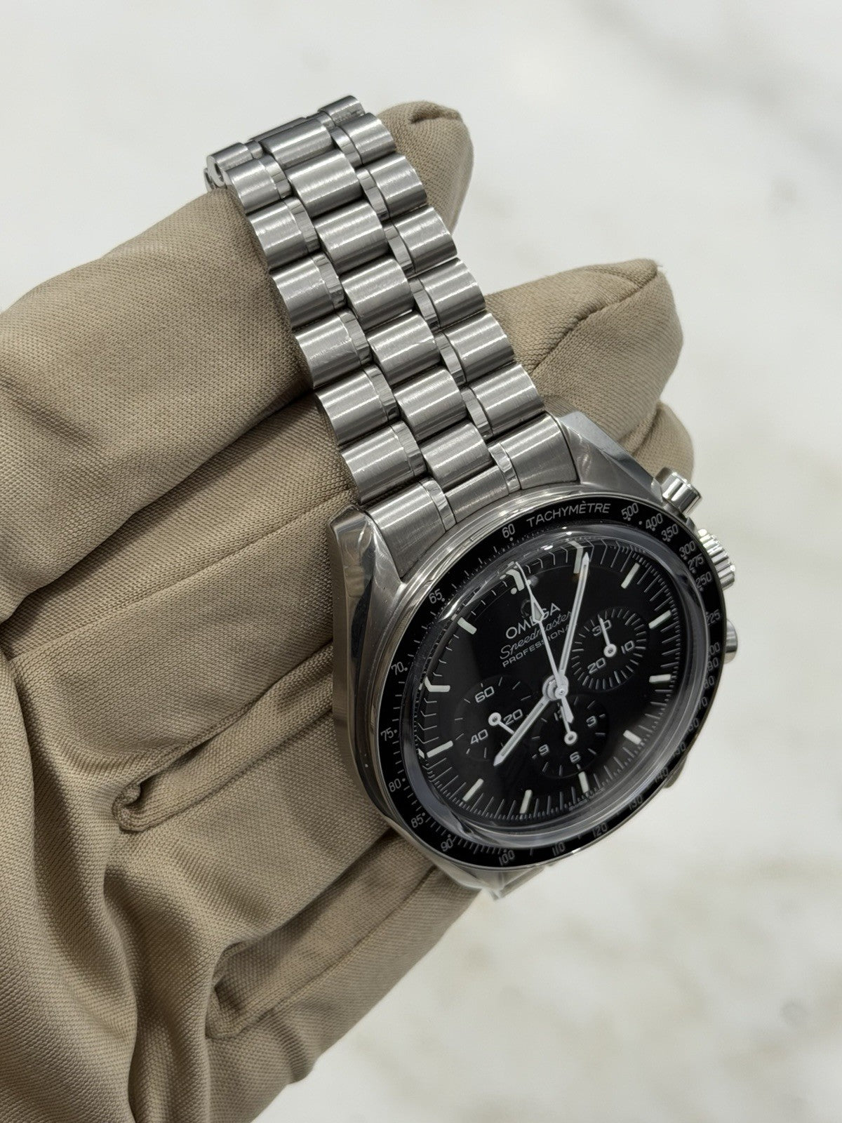 2022 Omega Speedmaster Moonwatch 42mm Black Dial Sapphire 310.30.42.50.01.002