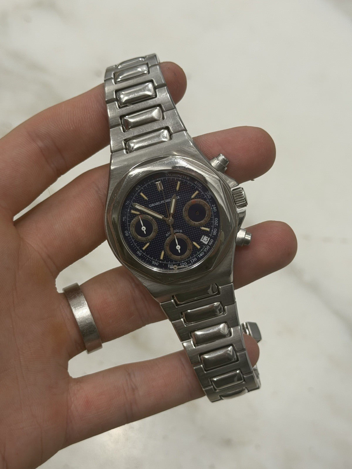 Girard Perregaux Laureato Blue Dial Steel 41mm Automatic Mens 8017 - FOR PARTS