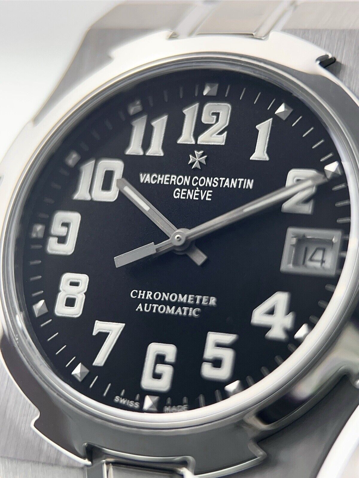 Vacheron Constantin Overseas Steel Black Dial 37mm Automatic Men’s Watch 42040