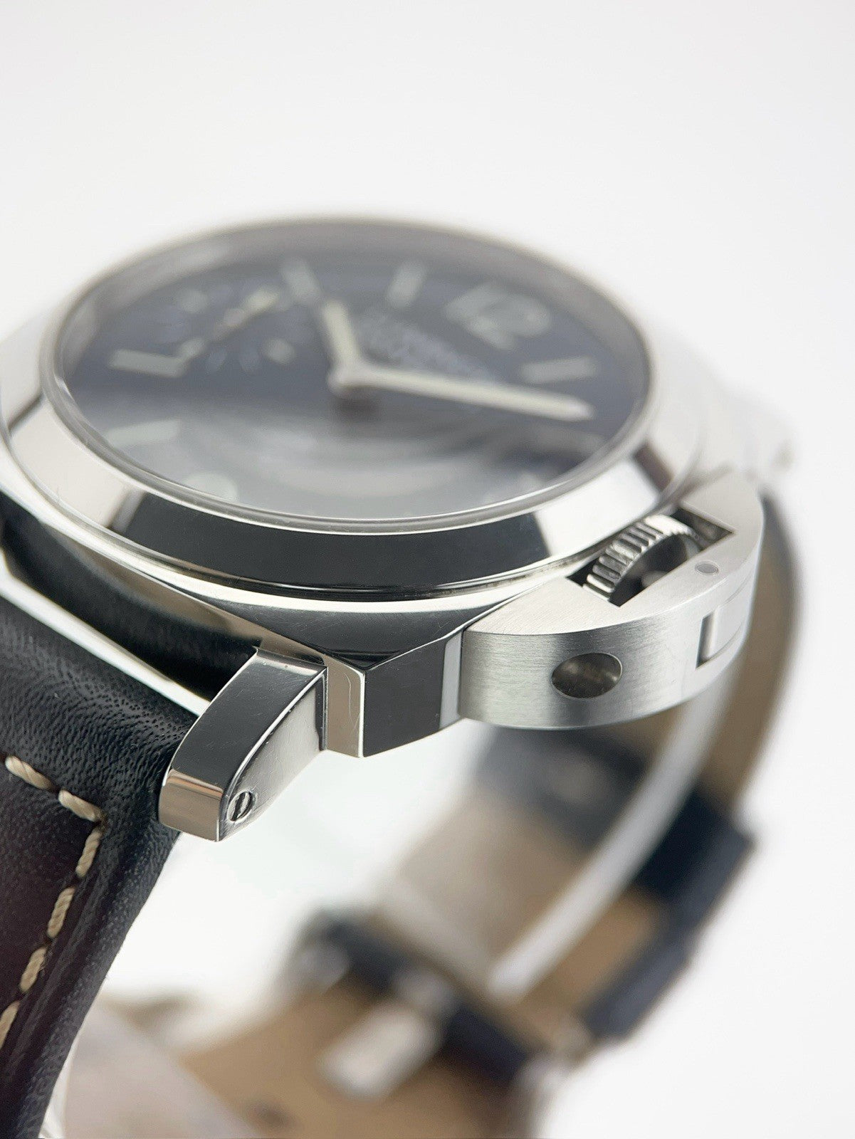 Panerai Luminor Stainless Steel Blue Dial 44mm Manual Men’s Watch PAM01085