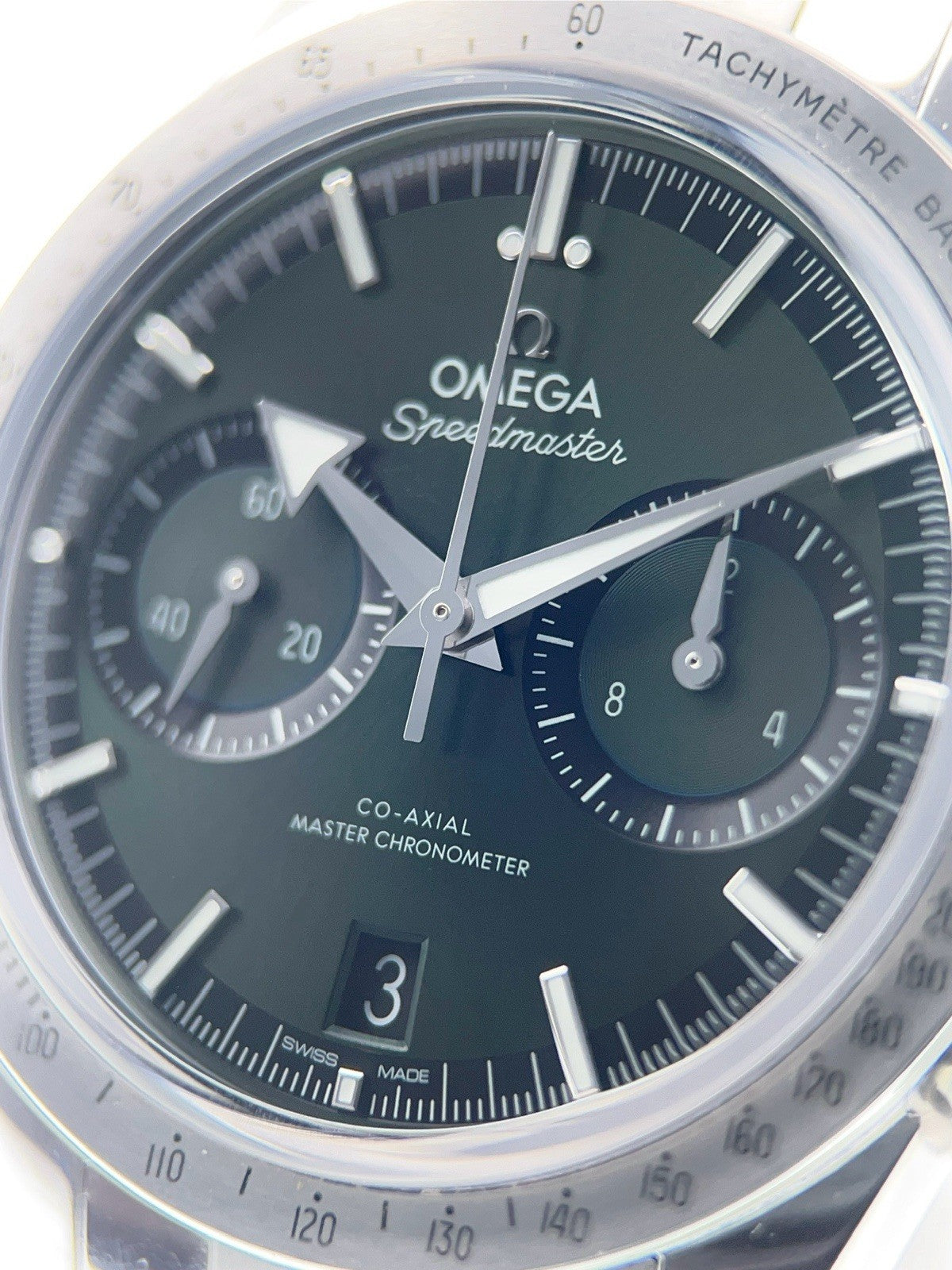 Omega Speedmaster Steel GREEN Dial 40.5mm Manual Wind Watch 332.12.41.51.10.001