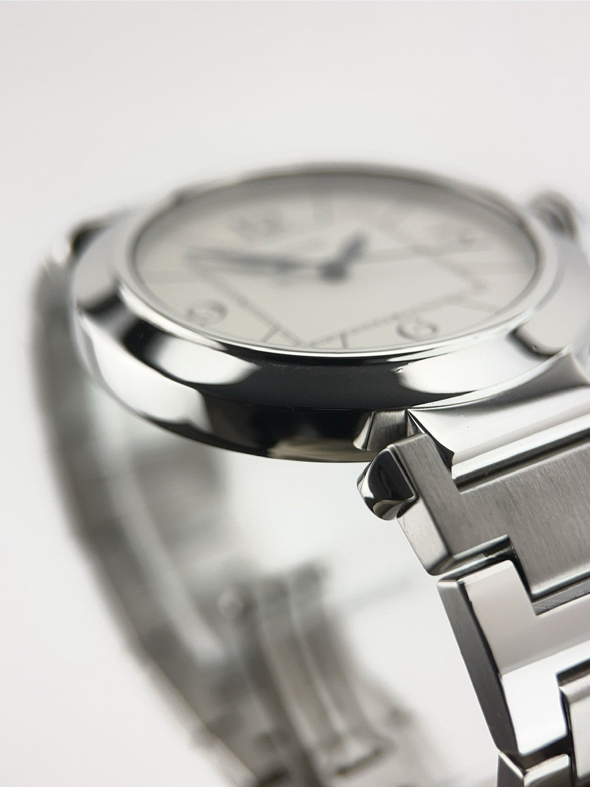 Cartier Pasha Stainless Steel Cream Dial 42mm Automatic Men’s Watch W31072M7