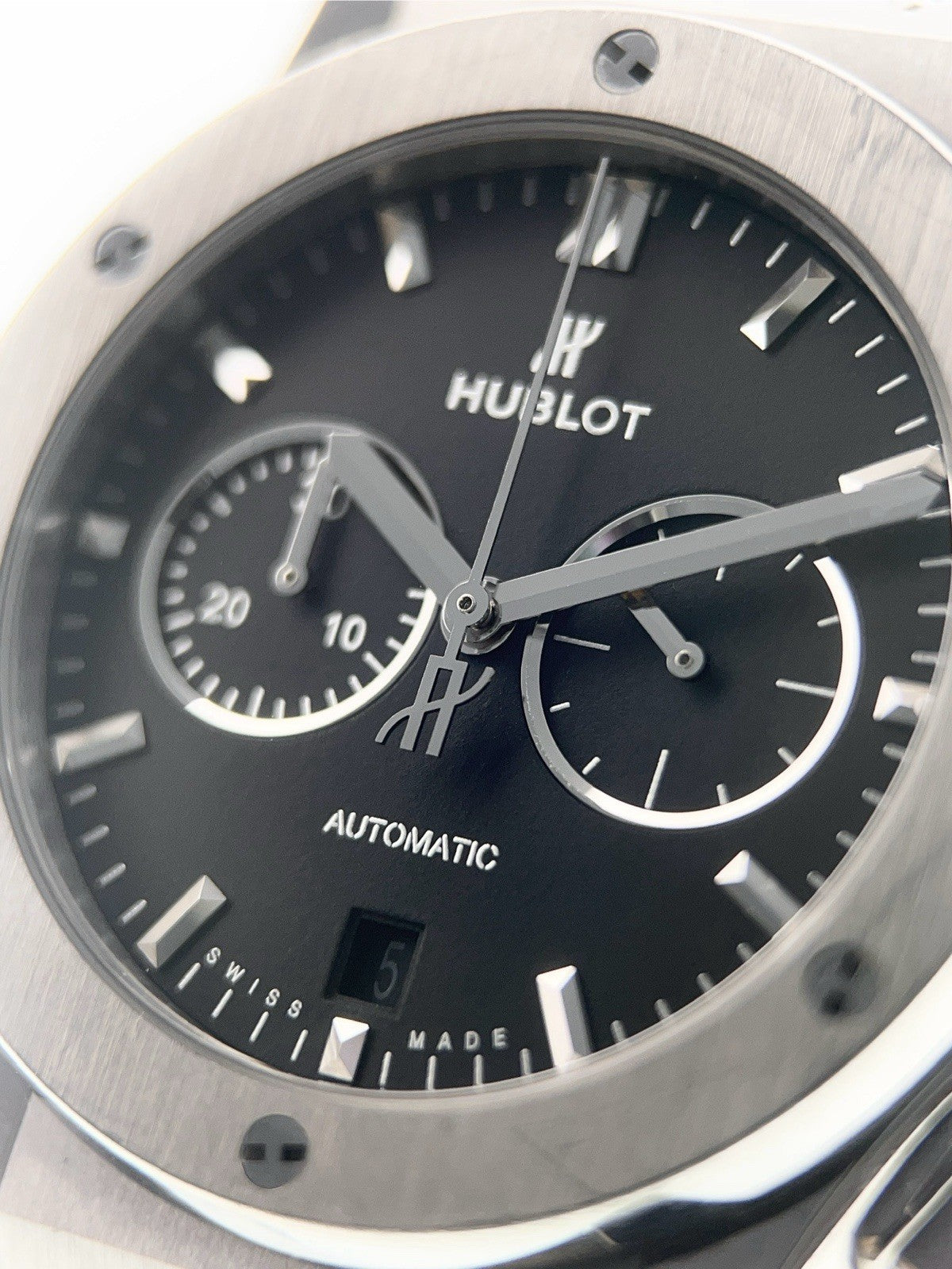 Hublot Classic Fusion Titanium Black Dial 42mm Auto Men's Watch 541.NX.1171.LR
