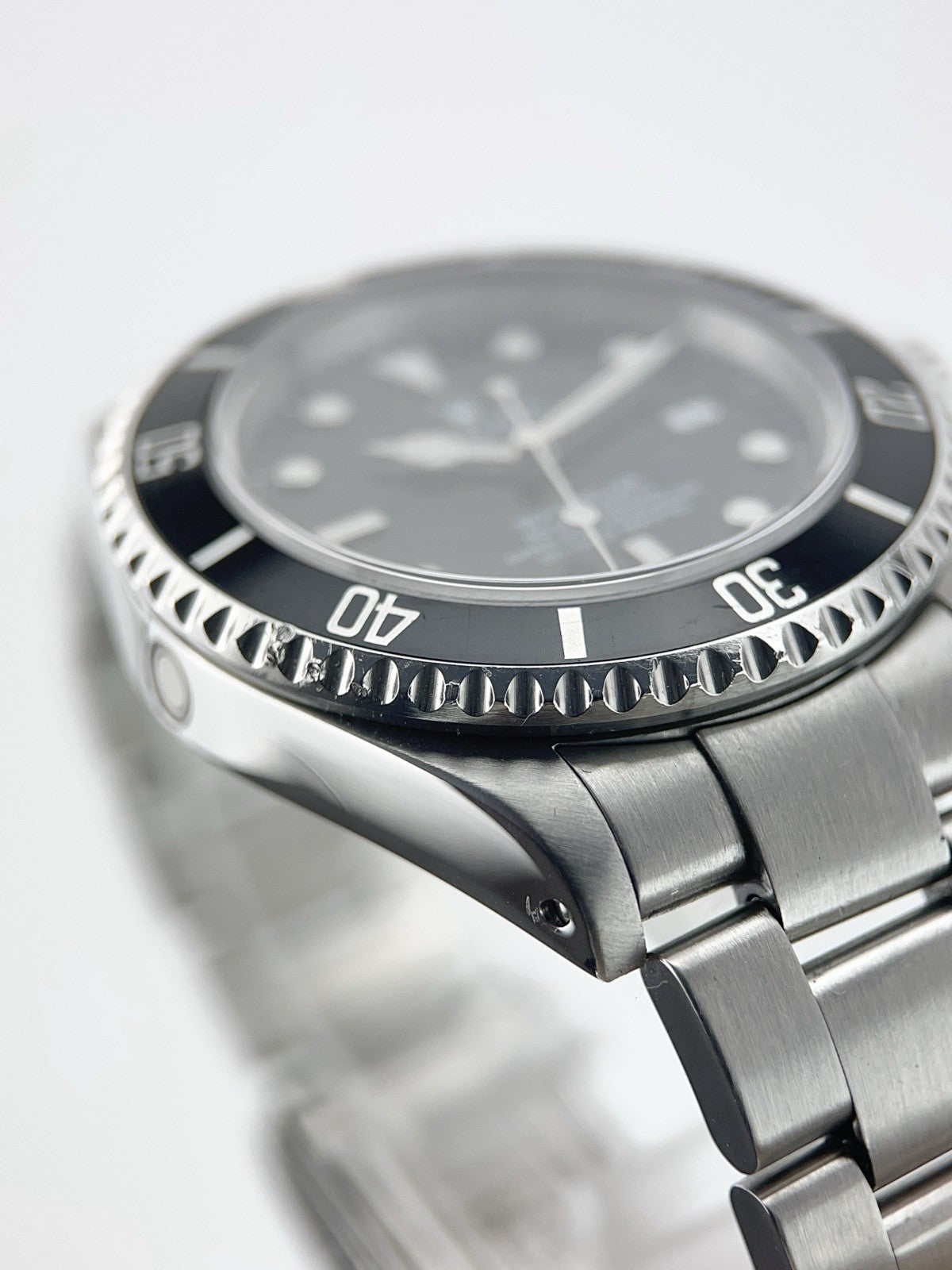 Rolex Sea-Dweller Stainless Steel Black Dial 40mm Automatic Men’s Watch 16600