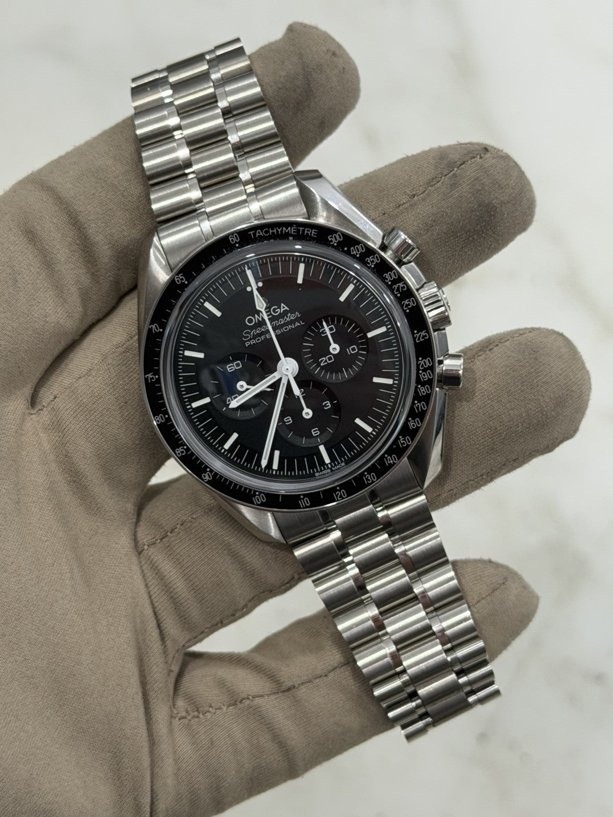 Omega Speedmaster Moonwatch 42mm Black Dial Mens Manual  310.30.42.50.01.002