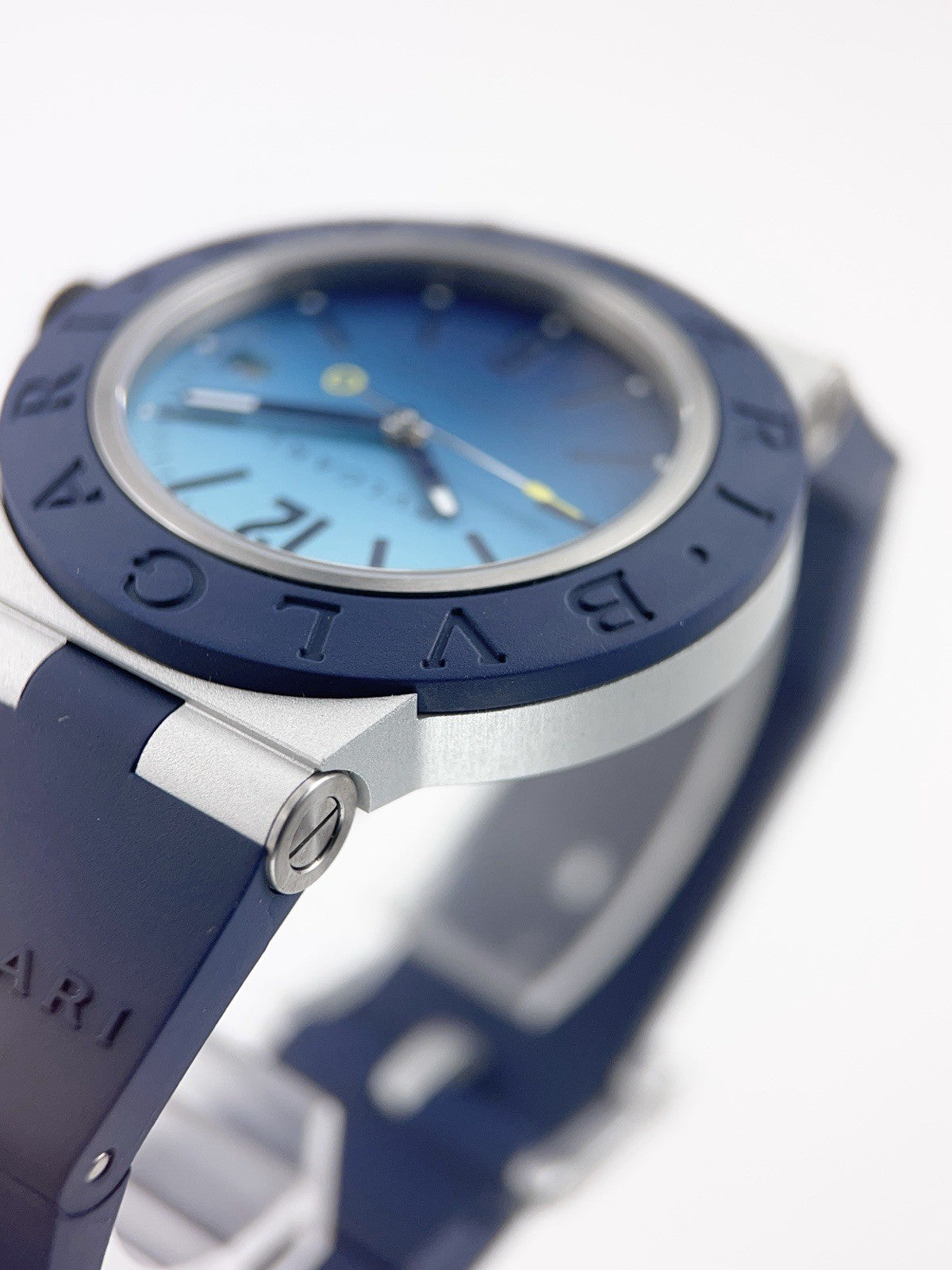 Bvlgari Aluminum Capri Aluminum Blue Dial 40mm Automatic Movement Mens 103815