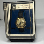 Bulova Accutron 14kt Gold 36mm Case Day Date F28110 M8 & Vintage Display Box