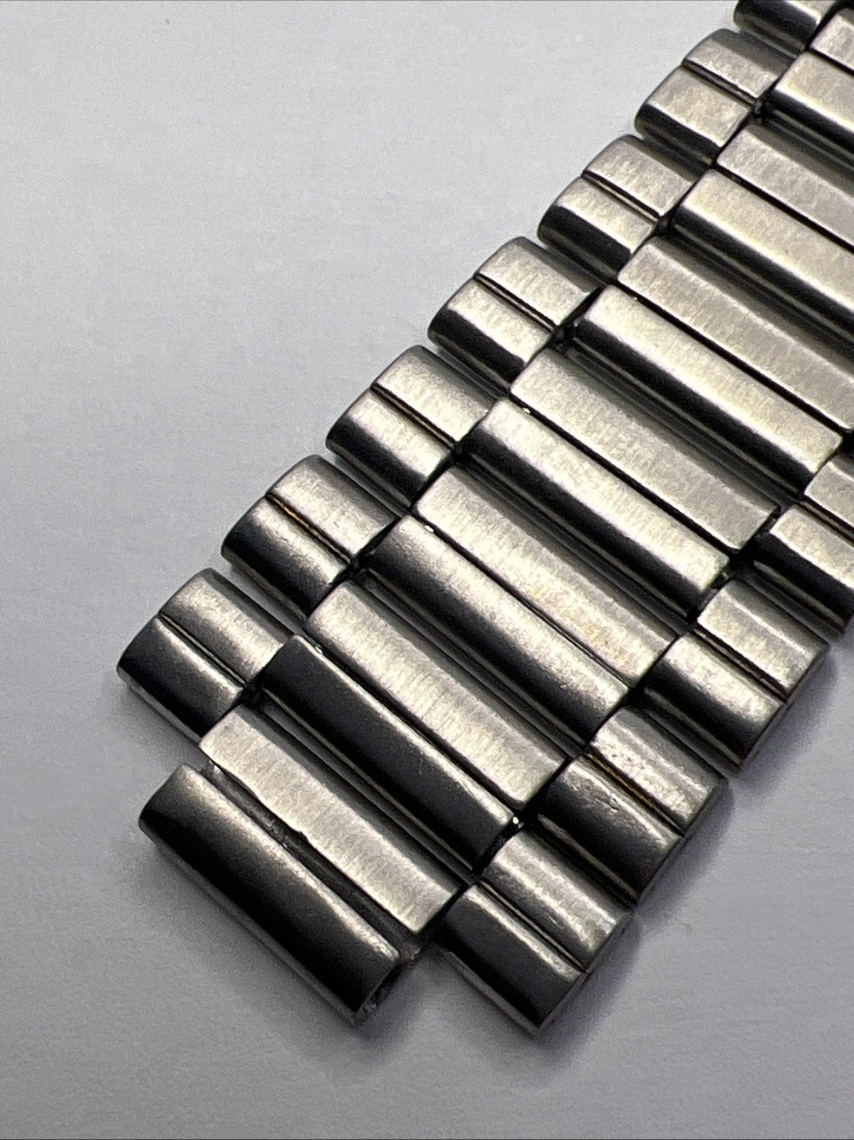 1960's Omega Speedmaster 1039 Steel Stretch Bracelet w/ 20mm 516 End Links -READ