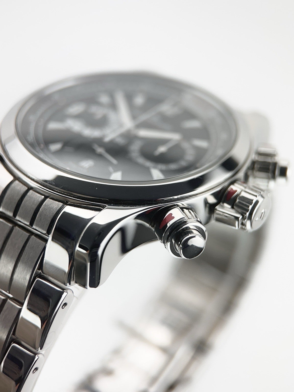 Jaeger-LeCoultre Stainless Steel Black Dial 41.5mm Automatic Mens Watch Q1758170