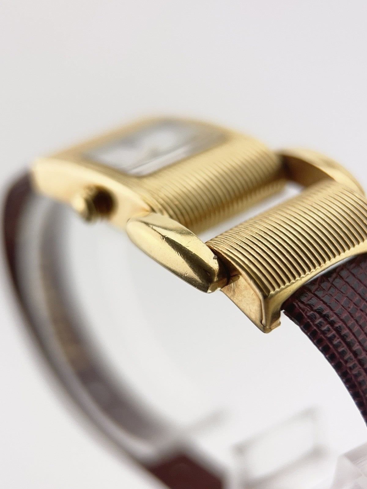Piaget Protocole 18k Yellow Gold MOP Dial 17mm Quartz Women’s Watch 5221