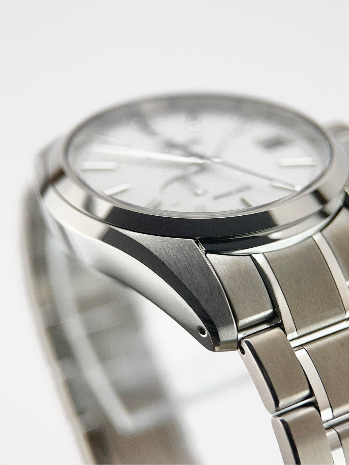 NEW 2025 Grand Seiko Heritage Titanium White Dial 41mm Automatic Mens SBGA211