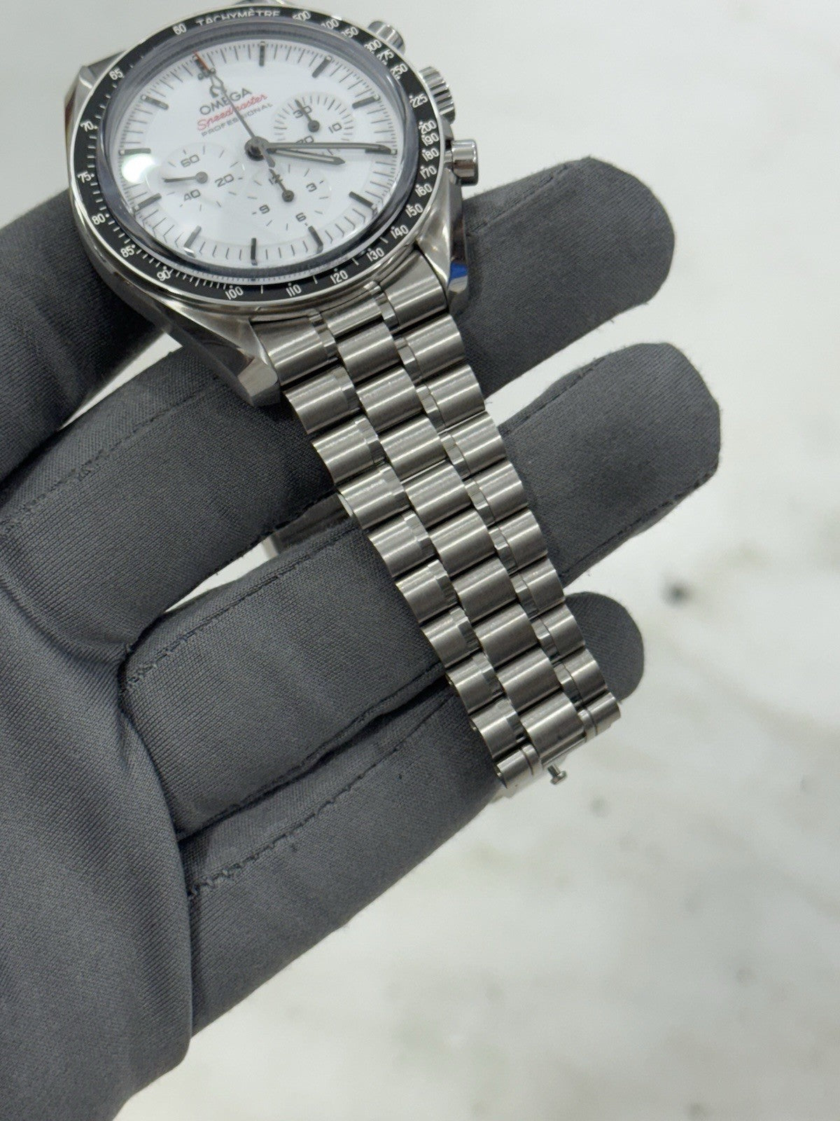 2025 Omega Speedmaster Steel White Dial 42mm Manual Men's 310.30.42.50.04.001