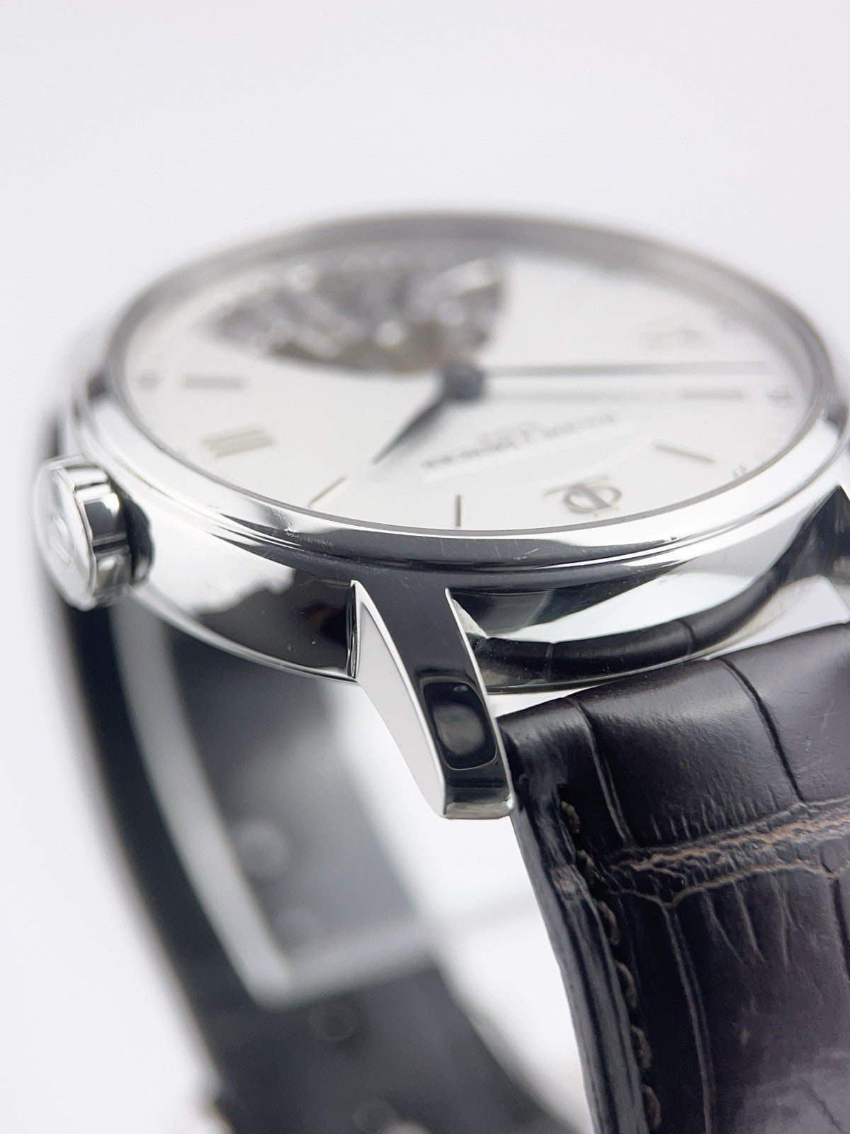 Baume & Mercier Classisma Steel Silver Dial 42mm Manual Wind Men's Watch 65622