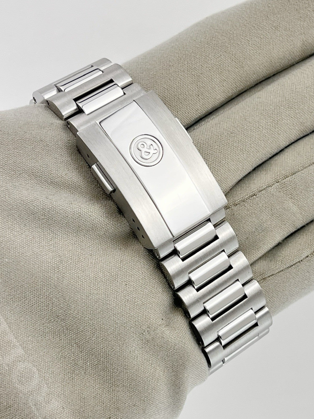 Bell & Ross Stainless Steel Blue Dial BRV2-93