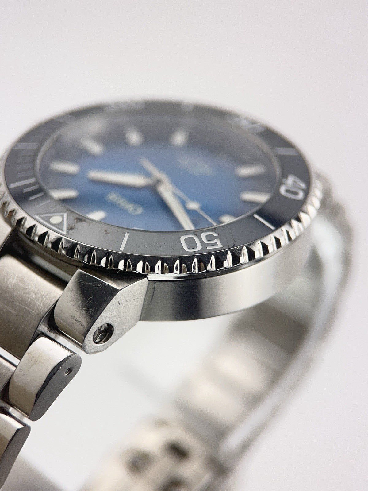 Oris Aquis Date Cal 400 Stainless Steel Blue Dial 41.5mm Automatic Watch 7769