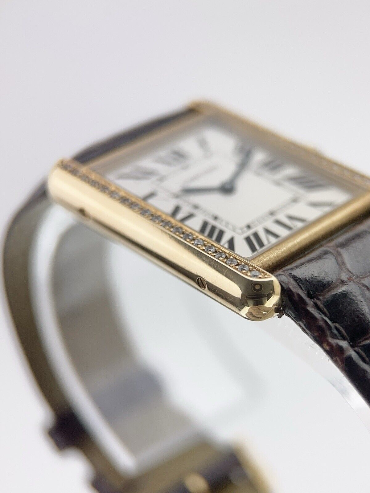 Cartier Tank Solo 18k Yellow Gold 27mm Quartz Movement Men’s Watch W5200004