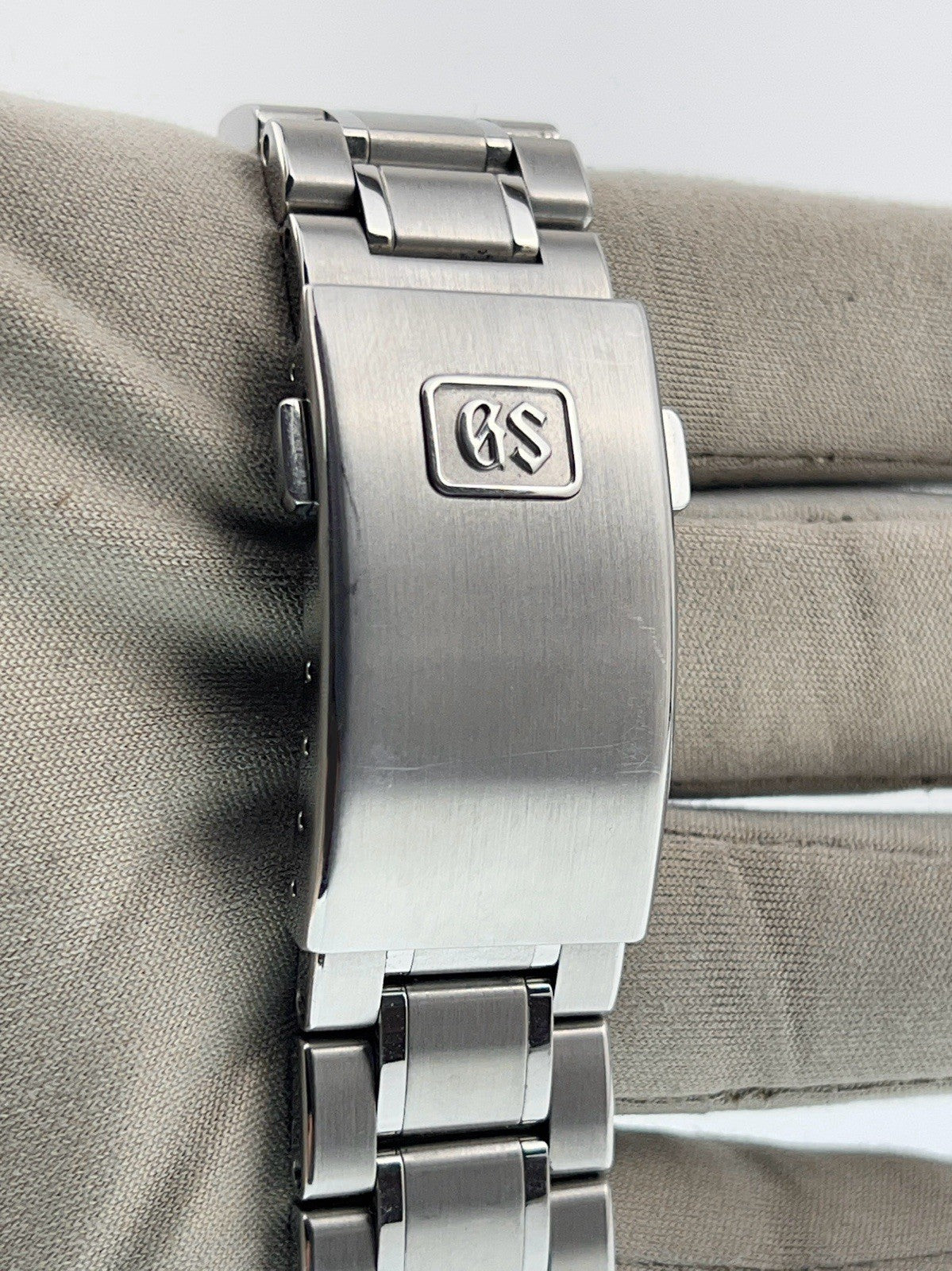 Grand Seiko Sport Stainless Steel Blue Dial 40.5mm Automatic Mens Watch SBGE255G