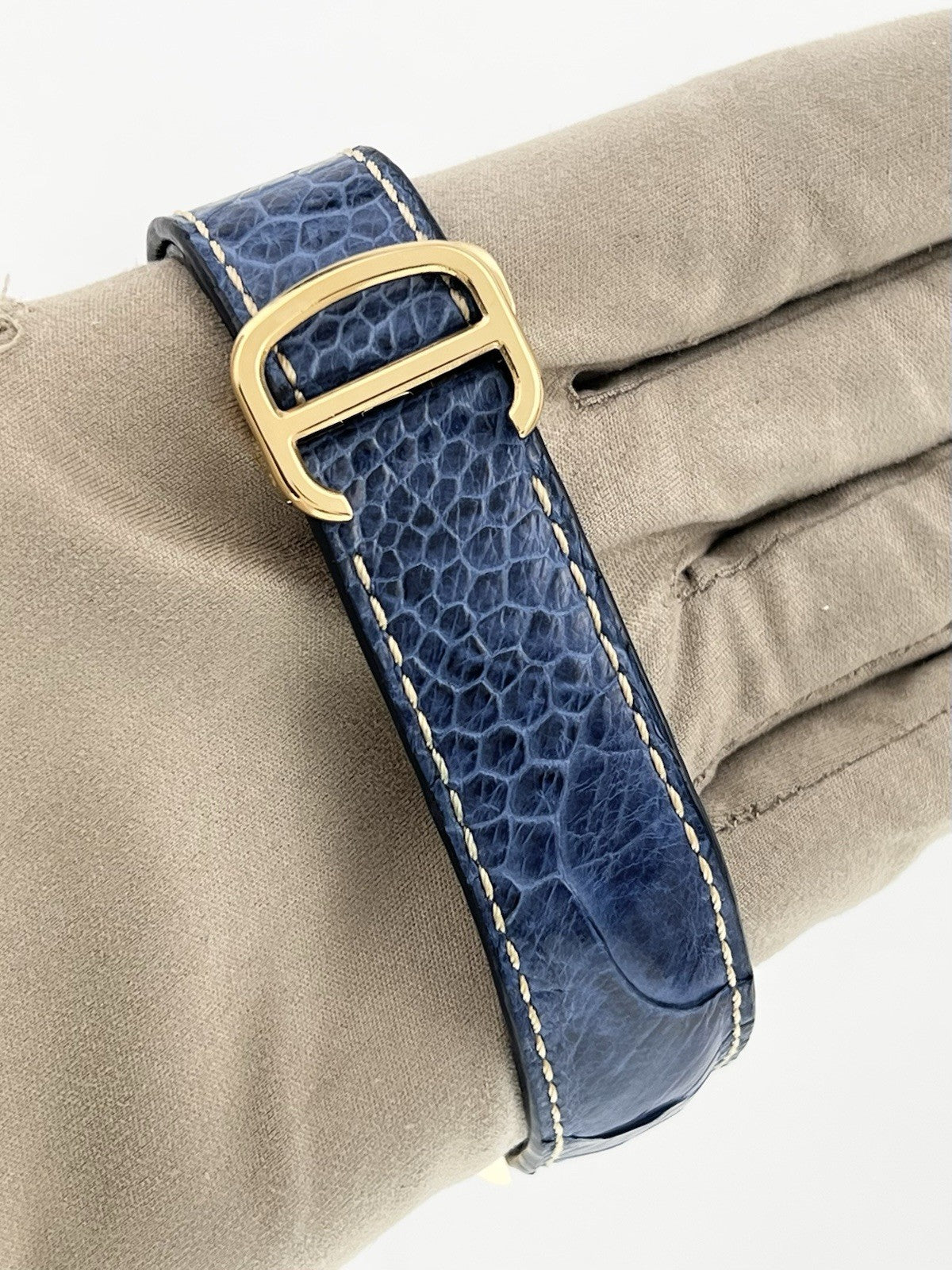 Cartier Pasha 18k Yellow Gold Silver Dial 42mm Automatic Men's Watch W3020151