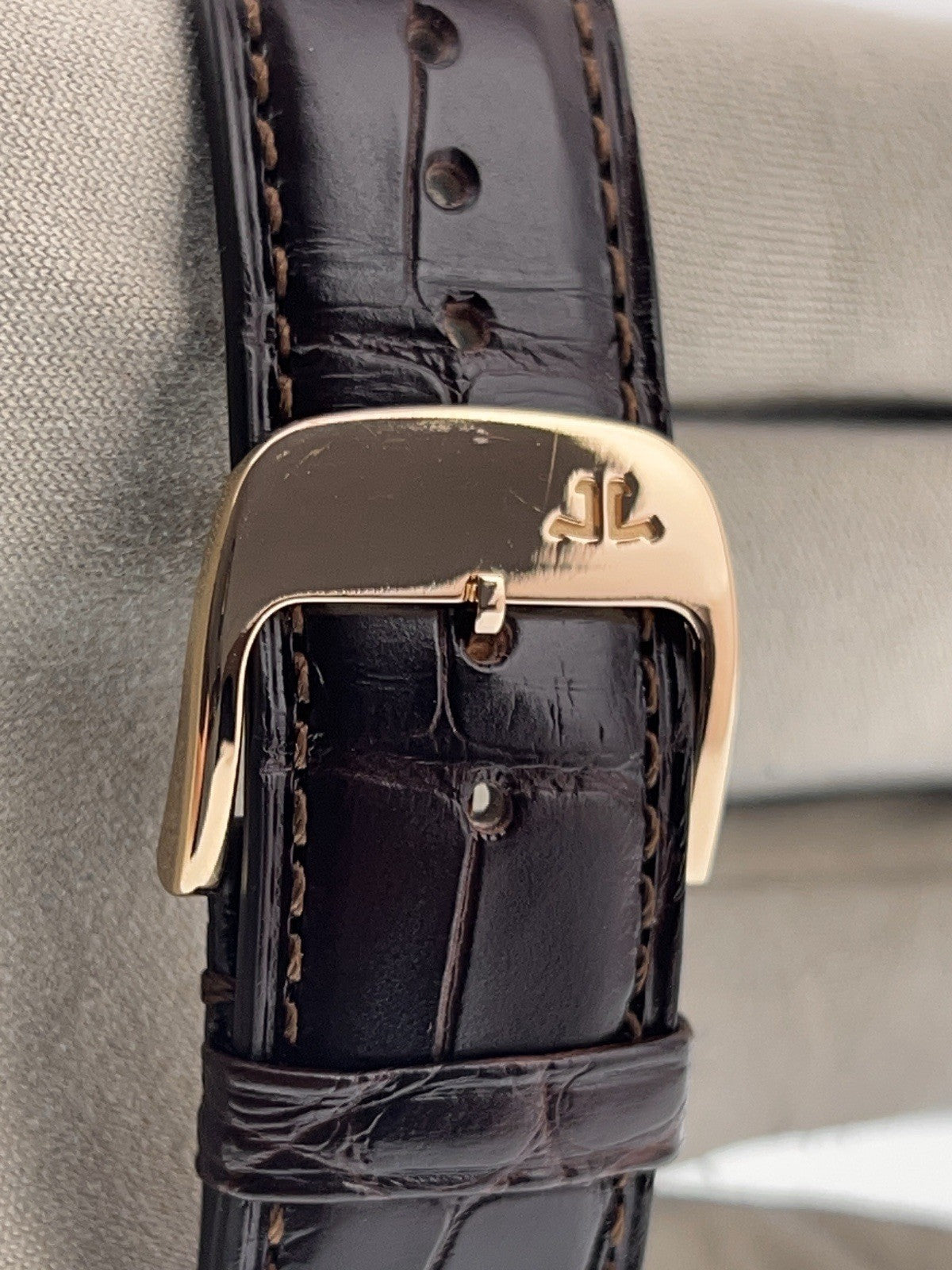 Jaeger-LeCoultre Master 41mm Ultra Thin 18k Rose Gold Champagne Dial Q1332511