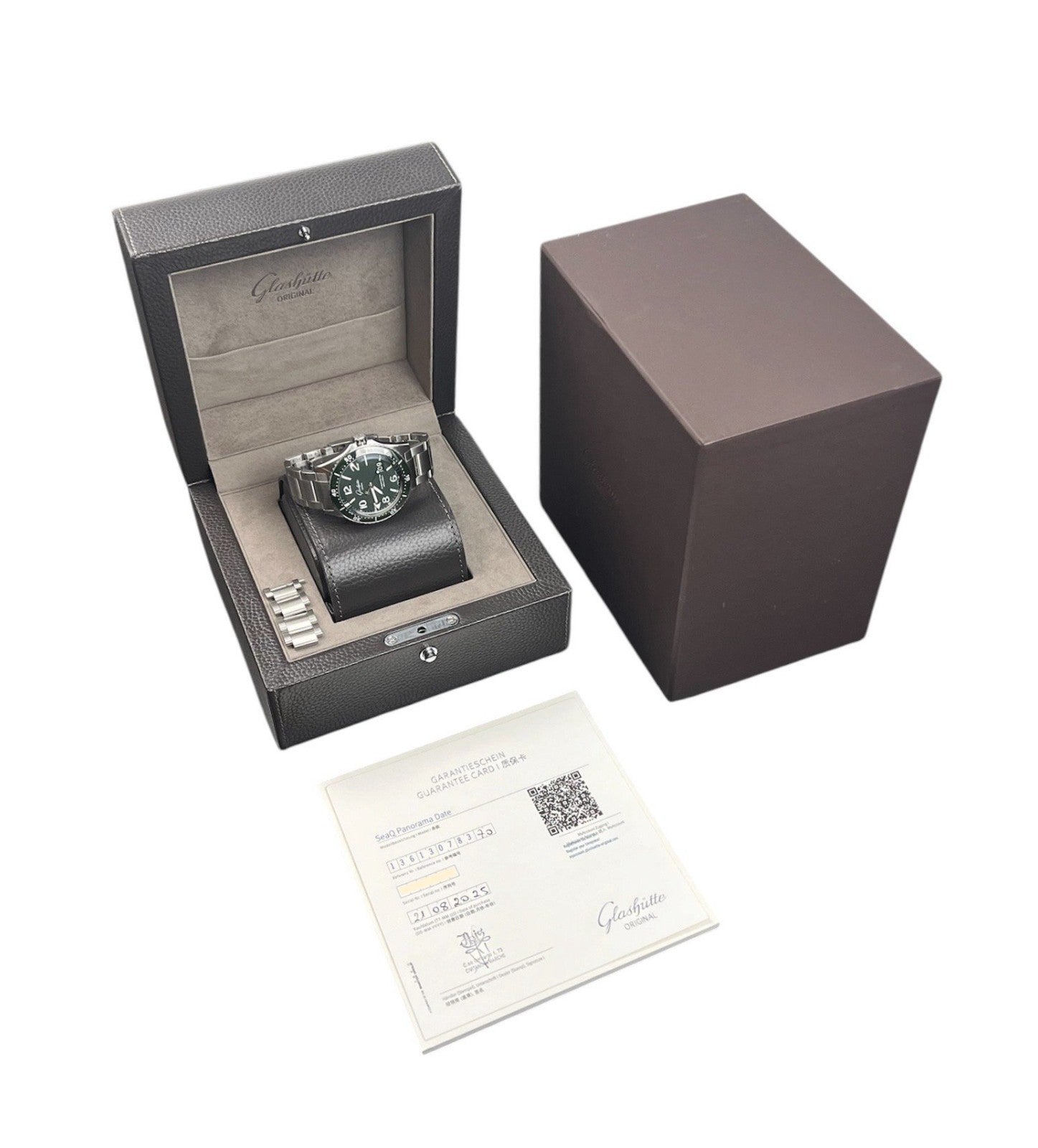 Glashutte Original SeaQ Panorama Date Green Dial Steel 43.2mm 1-36-13-07-83-70