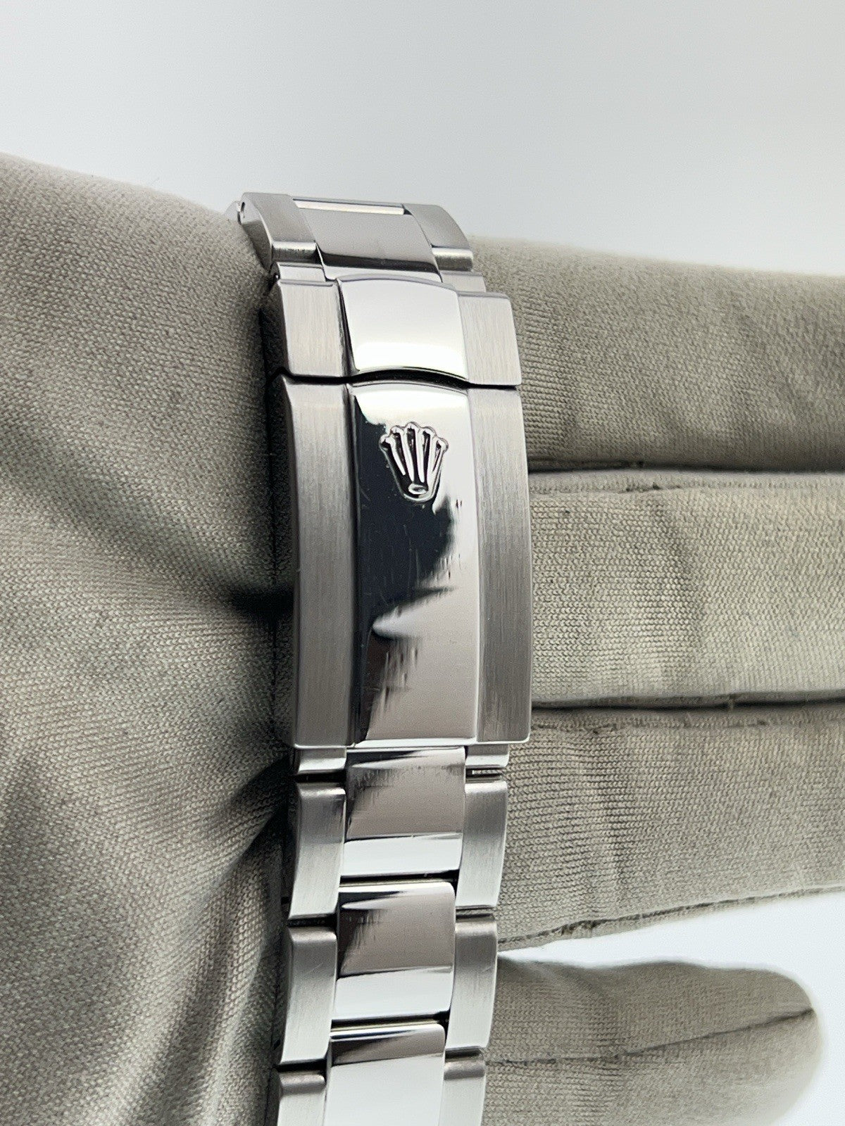 Rolex Datejust II Stainless Steel Blue Dial 41mm Automatic Men's Watch 116334