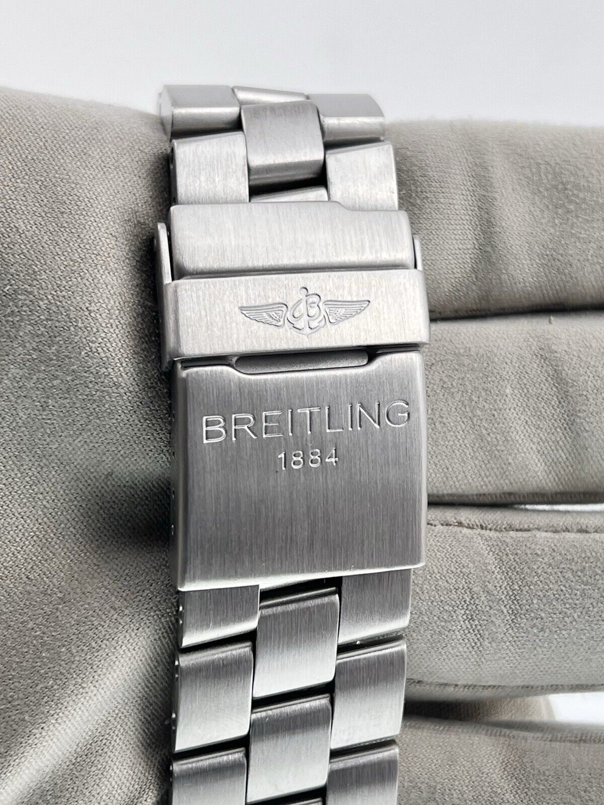 Breitling Avenger Seawolf Stainless Steel Black Dial 45mm Automatic Men’s A17330