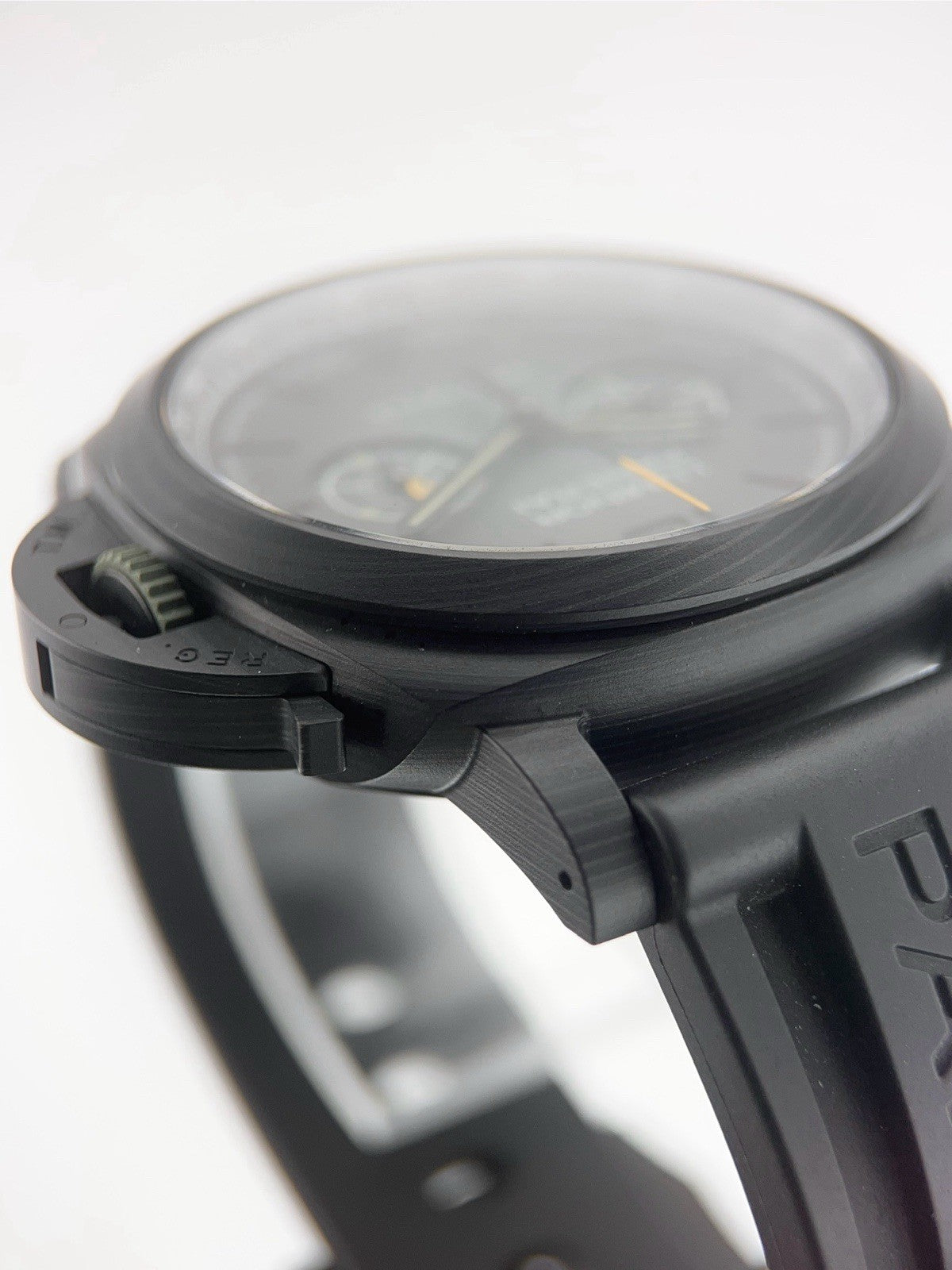 Panerai Luminor Navy Seals Carbon Black Dial 44mm Automatic Men’s Watch PAM01419
