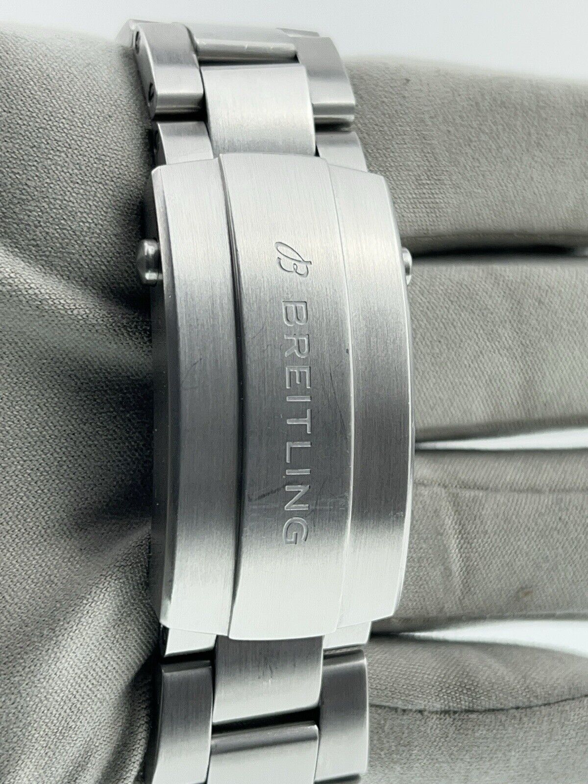 Breitling Avenger Stainless Steel Black Dial 42mm Automatic Men’s Watch A17328