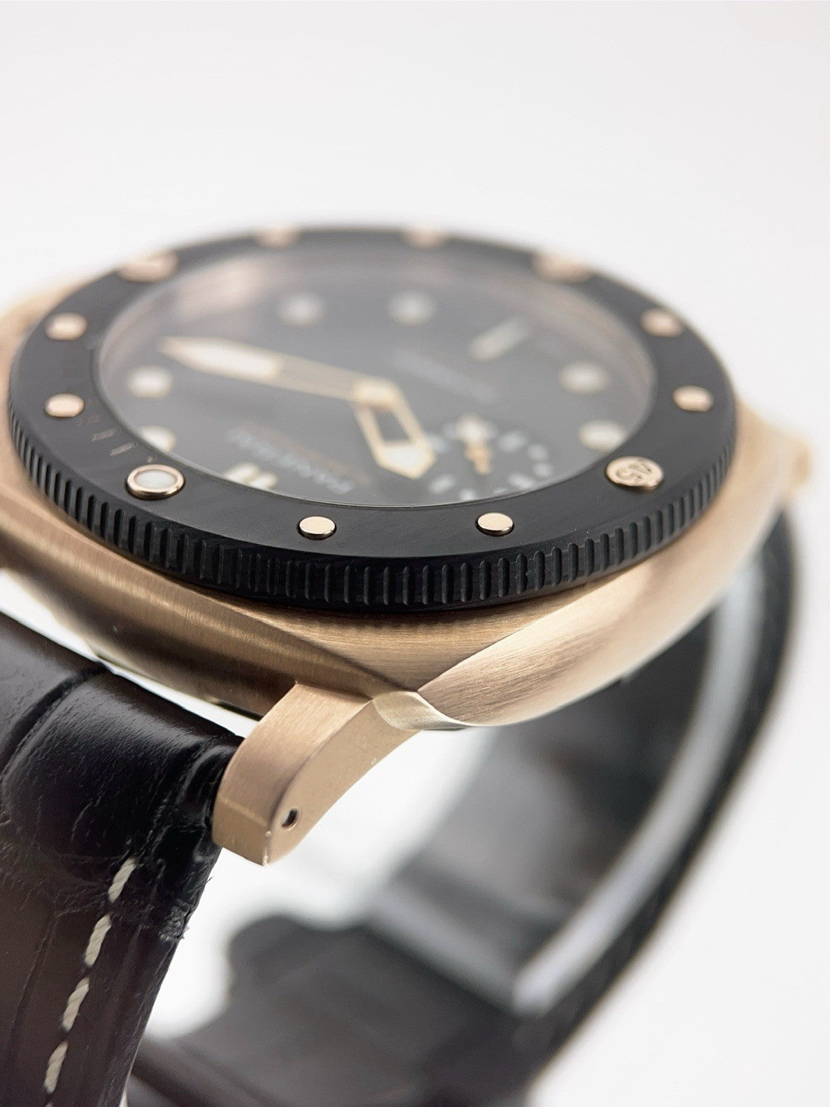 Panerai Luminor Submersible 44mm Automatic 18K Gold OroCarbon PAM01070 Watch