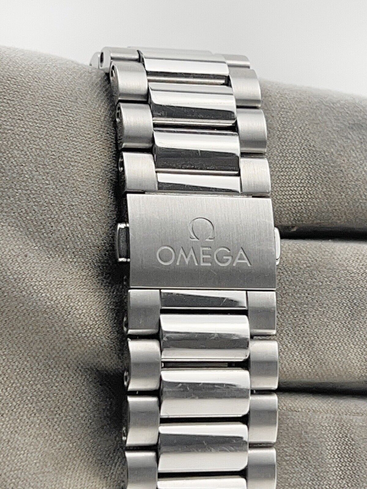 Omega Seamaster Aqua Terra Shades Automatic Chronometer 38mm Box And Papers 2023