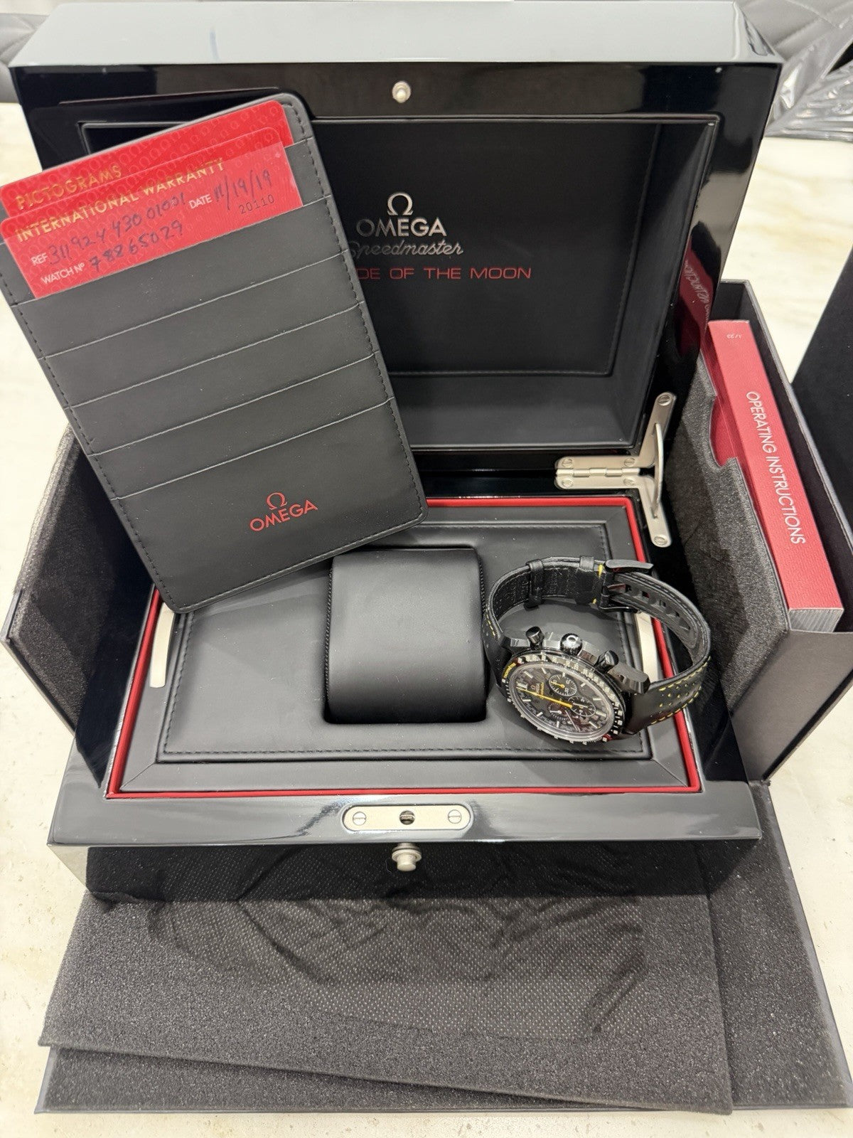 2019 Omega Speedmaster Apollo Black Dial Manual Wind Watch 311.92.44.30.01.001