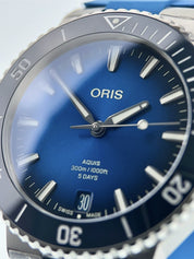 Oris Aquis Date Calibre 400 Stainless Steel Automatic 43mm Men's Watch 7790