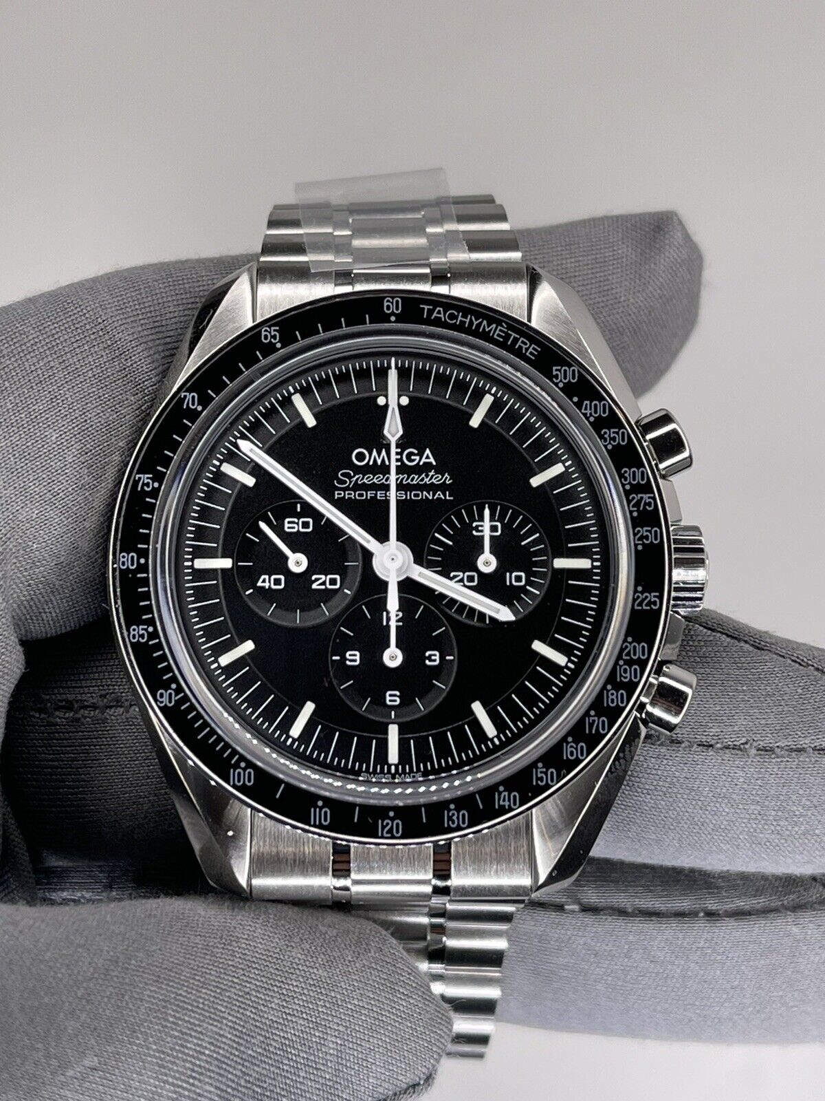 2024 NEW Omega Speedmaster 310.30.42.50.01.002 SAPPHIRE SANDWICH 42mm Watch