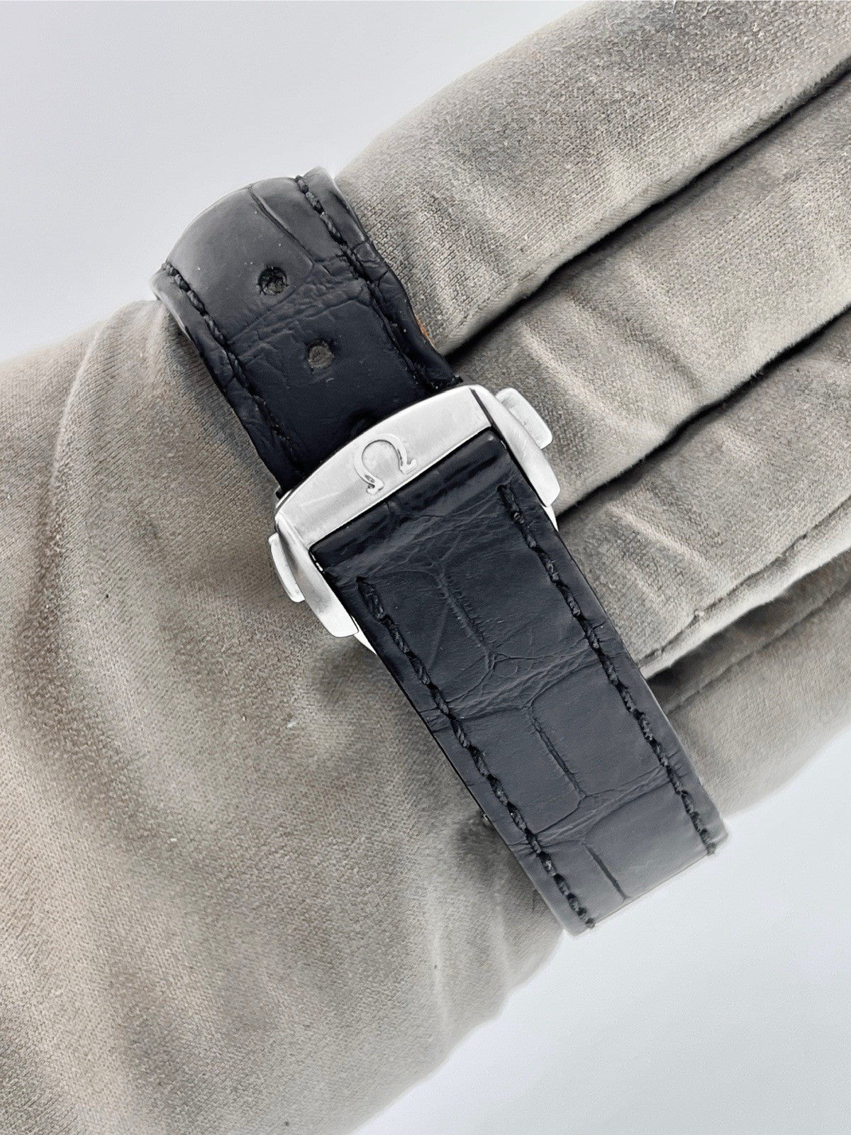 Omega Seamaster Aqua Terra Chrono GMT Steel White Dial 44mm  231.13.44.52.04.001