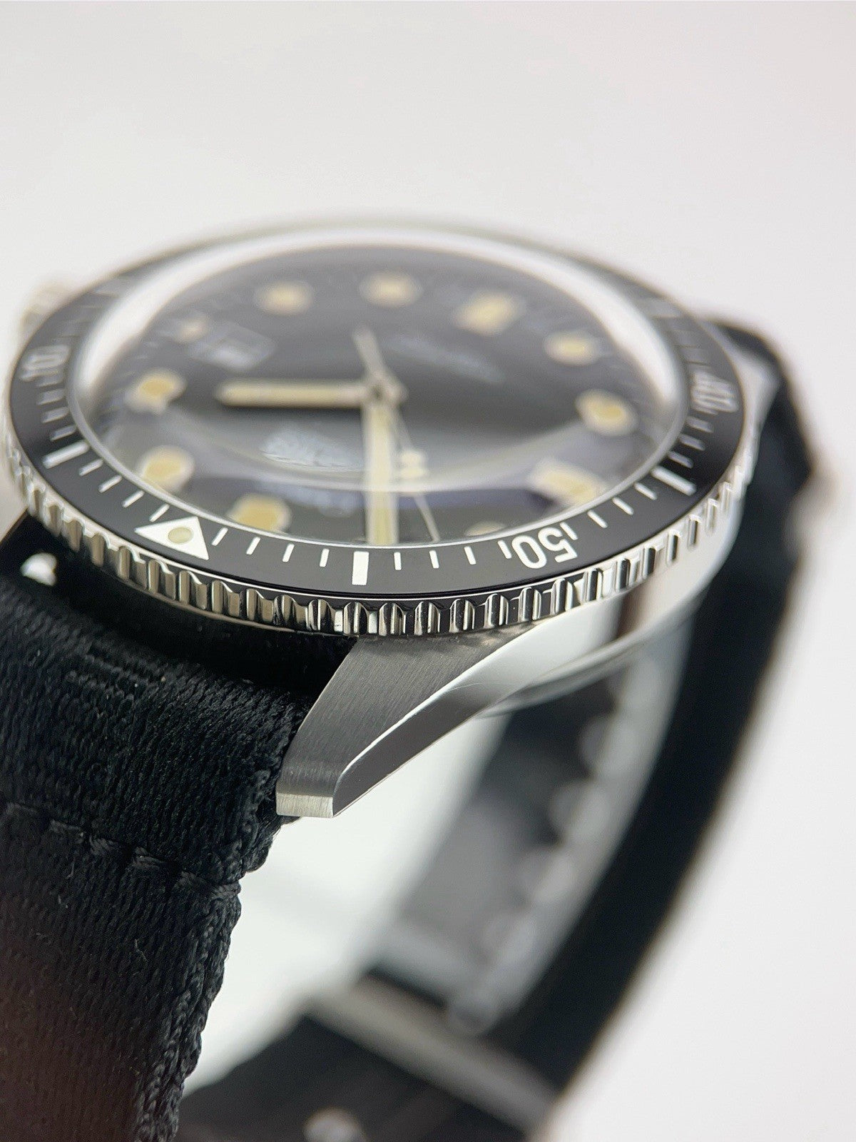 Oris Divers Sixty Five Stainless Steel Black Dial 42mm Automatic Mens Watch 7720