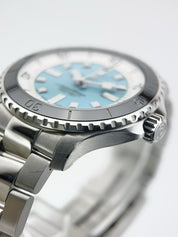 Breitling Superocean 44 Steel Turquoise Dial 44mm Automatic Men’s Watch A17376