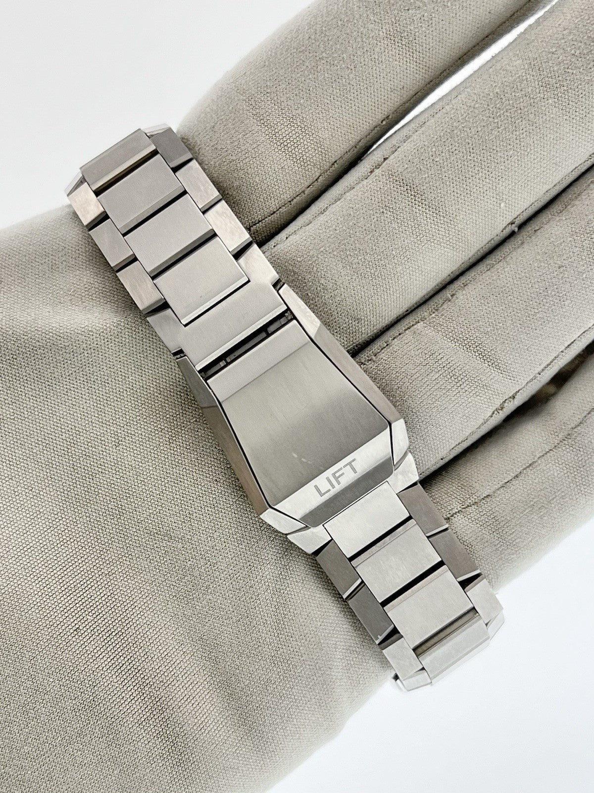 Oris ProPilot X Titanium Grey Dial 39mm Automatic Men's Watch 01 400 7778 7153